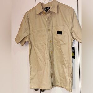 NWT Snoop Dogg short sleeve button up shirt.